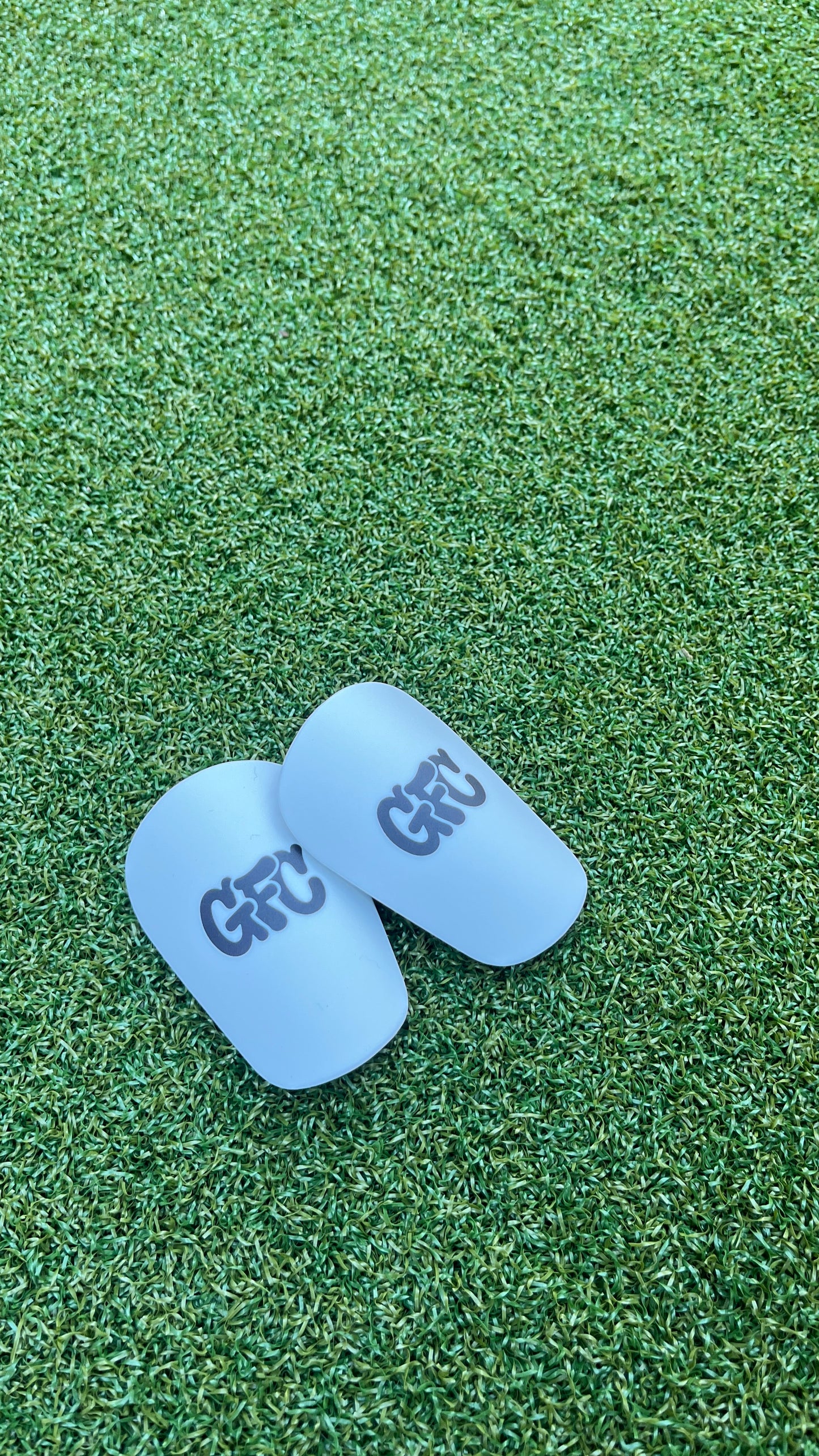 Grip Fc Shin Pads